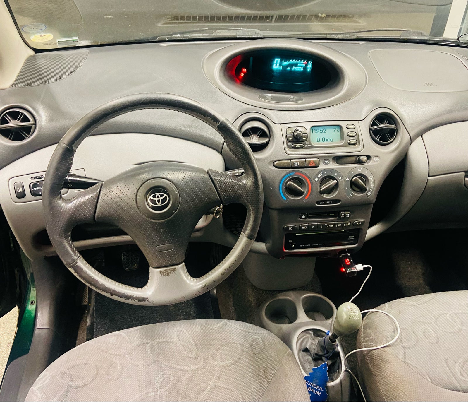 Toyota Yaris, 1,3 Luna Komfort, Benzin