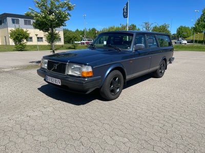 Volvo 240, 2,3 GL stc., Benzin, 1993, km 275000, blåmetal, træk, ABS, airbag, 5-dørs, st. car., cent