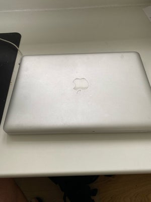 MacBook Pro, MacBook pro (13-inch, early 2011) , 2.7 GHz Intel core i7 GHz, 8 GB ram, 500 GB harddis