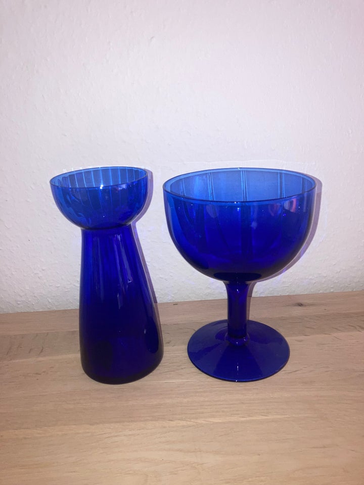 Glas, Vase og skål med fod