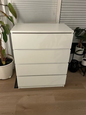 Kommode, b: 80 h: 100, 2 stk. Ikea Malm kommode med 4 skuffer hver. 

Den ene har almindelig brugssp