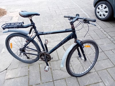 Herrecykel,  Trek 26" bycykel, 48 cm stel, 8 gear, Køreklar og rimelig pæn herrecykel, alu, med gode