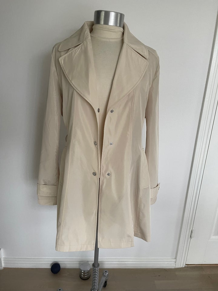 Trenchcoat, str. 42, Ralph Lauren