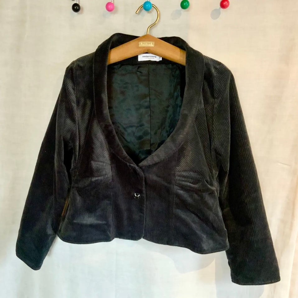 Blazer, str. 42, CECILIE MOSSING