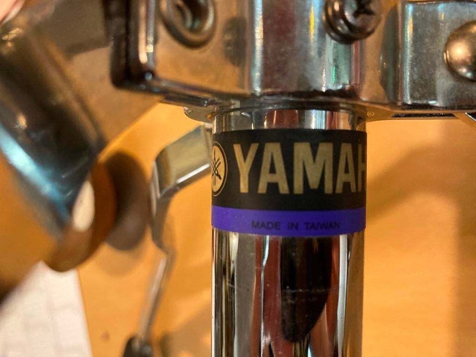 Trommesæt, Yamaha Recording Custom Drum Stool DS550U