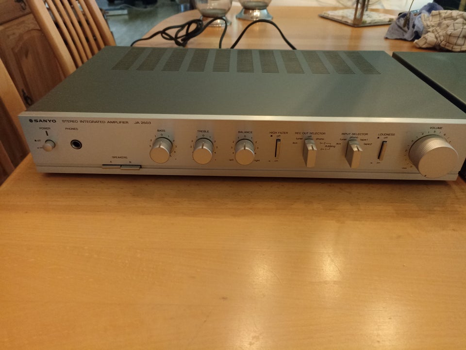 Stereoanlæg , Sanyo, JA 2503 + JT 2503L