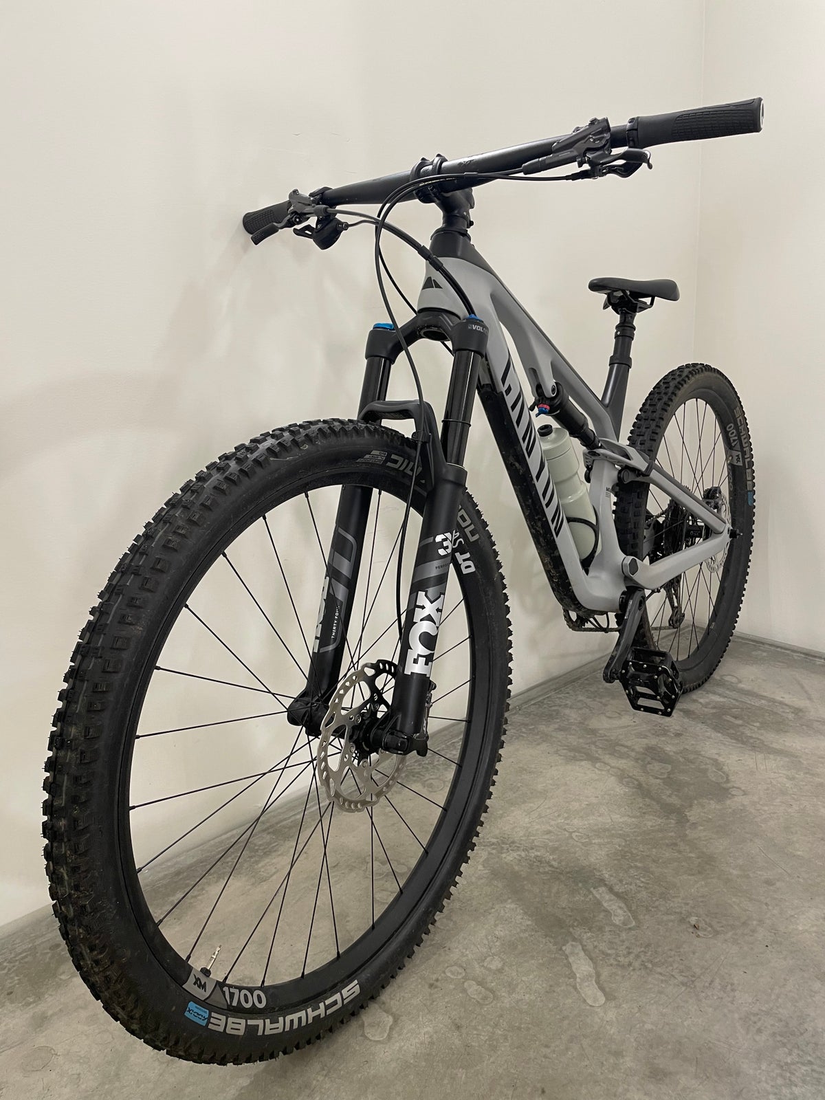 Canyon Neuron CF 9.0, full suspension, M tommer