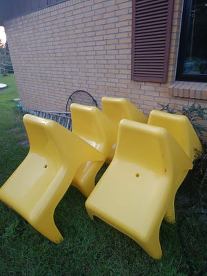 Andet, Ikea, Plast, 5 seje lounge stole, holde til alt slags vejr, køb alle 5 og betal kun for 4. 

