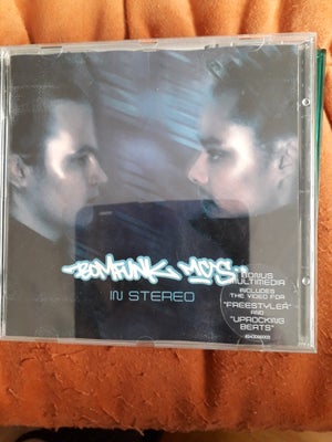 Bomfunk Mc's: Freestyler, electronic, CD og cover Vg 
Sony 669099 2
1999
Kan sendes. Køber betaler f