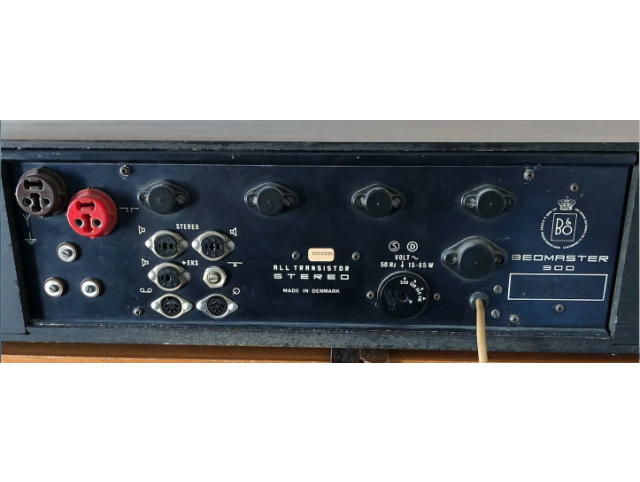 AM/FM radio, Bang & Olufsen, Beomaster 900