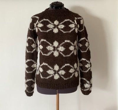Sweater, FruStrik, str. 38, Mørkebrun med hvide blomster, Islandsk uld, Ubrugt, Helt nyt unikt desig