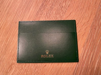 Andet, Rolex, Rolex certifikatholder

Passer til modeller fra årgangen 2006-2012.

Pæn stand med enk
