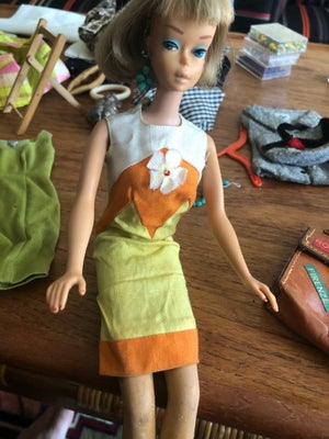 Barbie, Vintage Barbie kjole fra 1966, Tropicana kjole fra 1965. Totalt fin og velholdt. 
