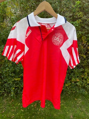 Fodboldtrøje, Landsholdstrøje EM 1992, Hummel, str. Medium, “Så for filen da”!! Fra året hvor Danmar