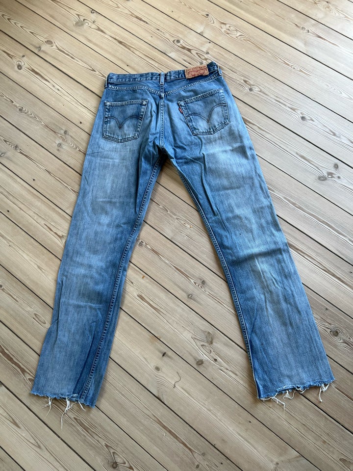 Jeans, Levis, str. 33