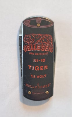Andre samleobjekter, Hellesens Lommekniv, 5 cm lang ældre reklamekniv.

Evt porto betales af køber