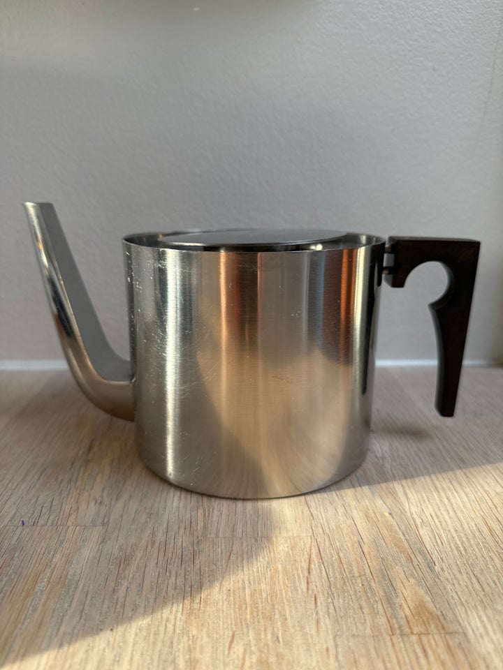 Rustfrit stål, Thekande, Stelton