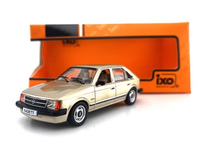 Modelbil, Opel Kadett D 1981, IXO Models, skala 1:43, Fjerde generation af Opel Kadett blev producer