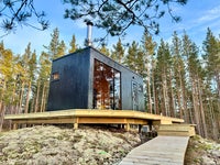 En stor, luksuriøs, moderne sauna. Levering i hele