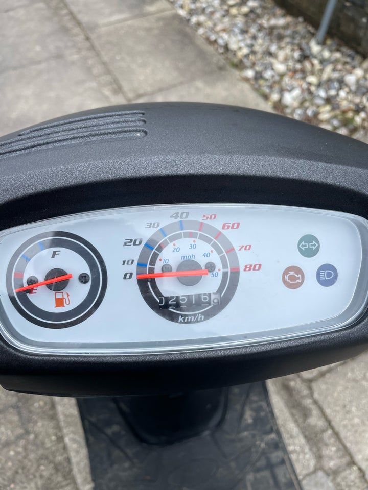 MotoCR Hot 50 4t euro 4, 2021, 2600 km