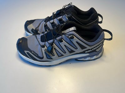 Sneakers, Salomon XA PRO 3D V9 GTX, str. 42,  Næsten som ny, Fed gå og fritidssko. Brugt een gang og