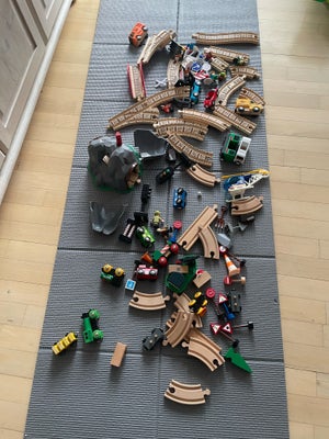 Blandet legetøj, Bland, Brio og andet, Blandet Brio og andet   Masser af vogne, toge, figurer.  Og b