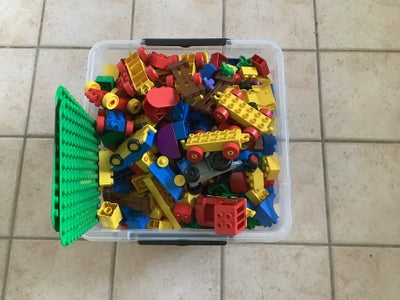 Lego Duplo, Blandet duplo, 32 liters simple store kasse fyldt sælges kun til afhentning 
Uden låg 