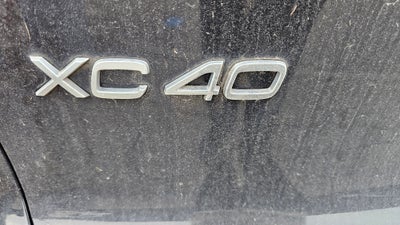 Tagbøjler, Volvo XC40, Tagbøjler til XC40. Brugt nok 10 gange så fungere 100% som de skal. Giv et Fo