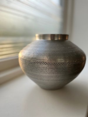 Vase, House Doctor, Arti vase. Super fin håndlavet indisk krukke, vase, beholder i antiksølv, alumin