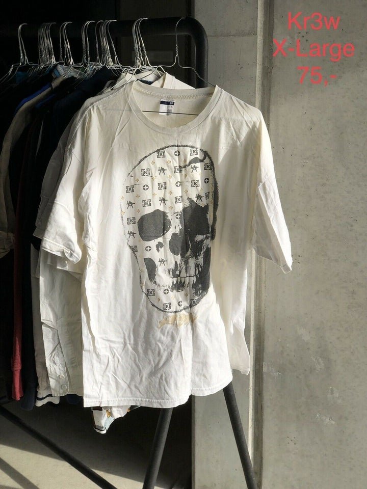 T-shirt, LRG, Volcom