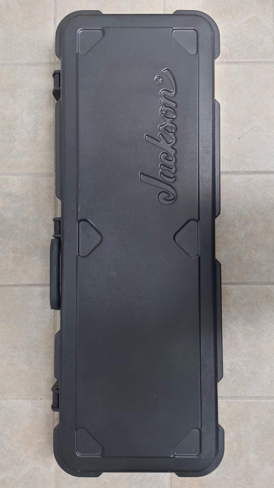 Hardcase, SKB/Jackson Adrian Smith signatur