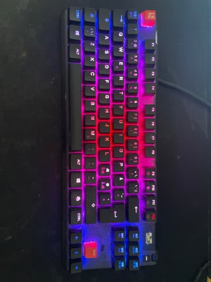 Tastatur, Apex 7 tkl, God, Steelseries aprx 7 tkl

Sælges da jeg heller vil have et 60% keyboard og 
