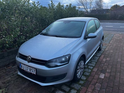 VW Polo, 1,4 Comfortline, Benzin, 2011, km 97000, sølvmetal, ABS, airbag, 3-dørs, centrallås, servos