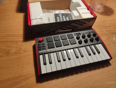 Midi keyboard, AKAI Professional MPK Mini MK3, Sælges da jeg ikke fik brug for den alligevel.