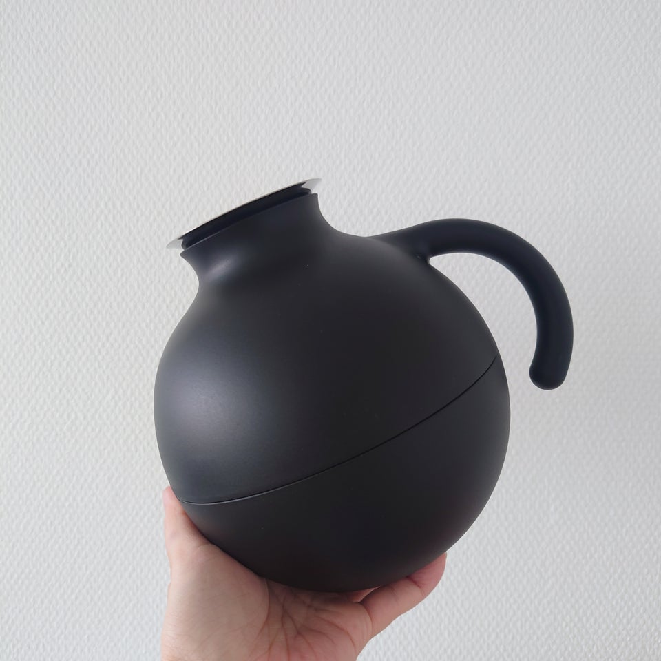 Andet, Globe vacuum jug, Eva solo