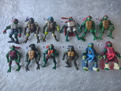 Teenage mutant ninja turtles, TMNT

1. Extreme Sports skatin Raph 2003 Mirage studios, Playmates toy