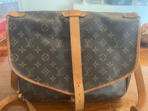 How To Tie A Bow On Handbag, LV Alma BB, Longchamp Pouch, Metis Style