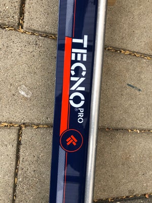 Langrendsski, Techno Pro, Langrendsski incl stave kr 150
Støvler str 41/42 eller US 8 kan tilkøbes f