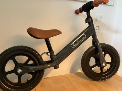 Unisex børnecykel, løbecykel, andet mærke, Balance, 12 tommer hjul, 0 gear, Næsten ikke brugt. Sadel