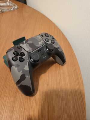 Playstation 5, Controller, Camo, God, Sælger denne ps5 controller med camo,

Controlleren er testet 