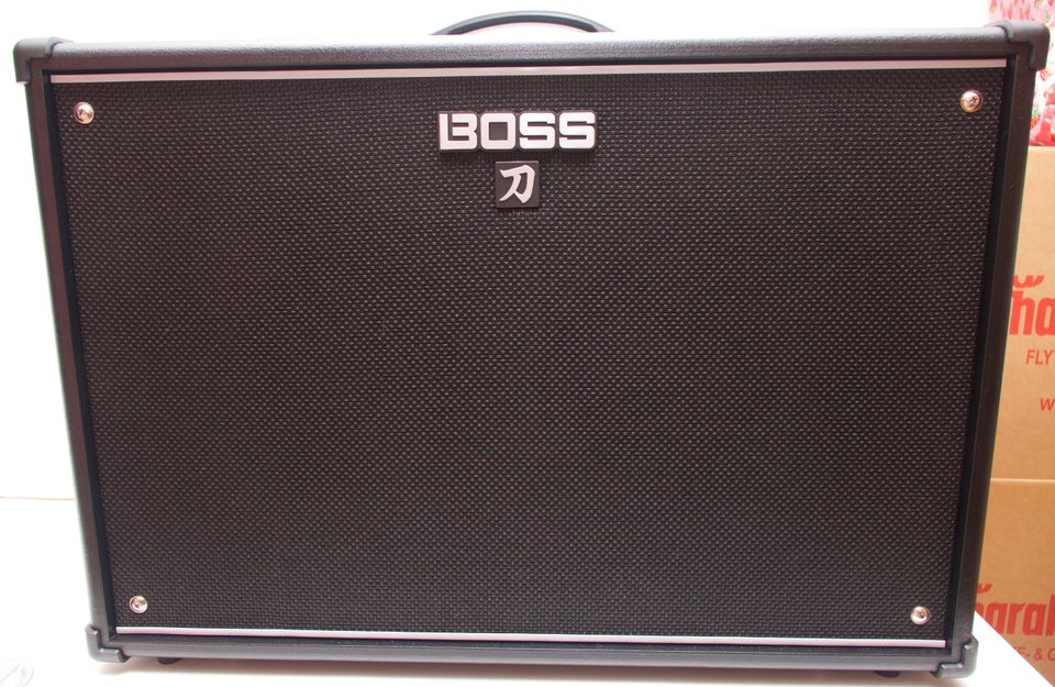 Guitarforstærker, Boss Katana 100/212, 100 W