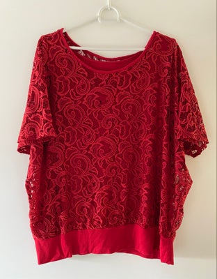 Bluse, VRS woman, str. 48, Rød, 92 % nylon, 8 % elasthan, God men brugt, 
Rød bluse med "sommerfugle