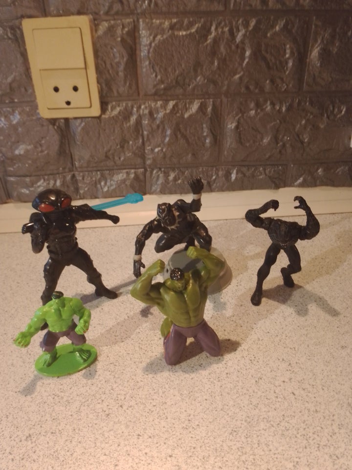 Action figurer