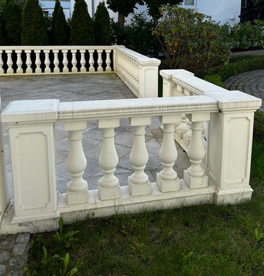 Classical stone balustrades
