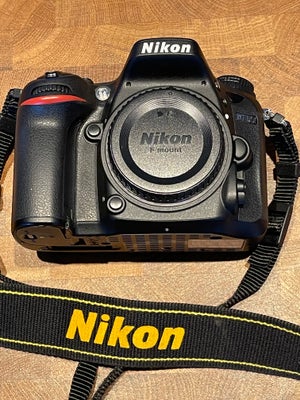 Nikon Nikon D7100, 24,1 megapixels, Perfekt, Super lækkert kamera fra Nikon
Kameraet virker 100% som
