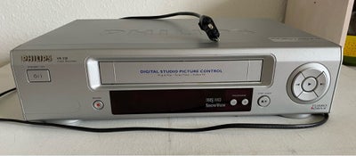 VHS videomaskine, Philips, Vr220/02, God, Philips vhs afspiller.
Model: var 220/02
Farve: grå.
Stand