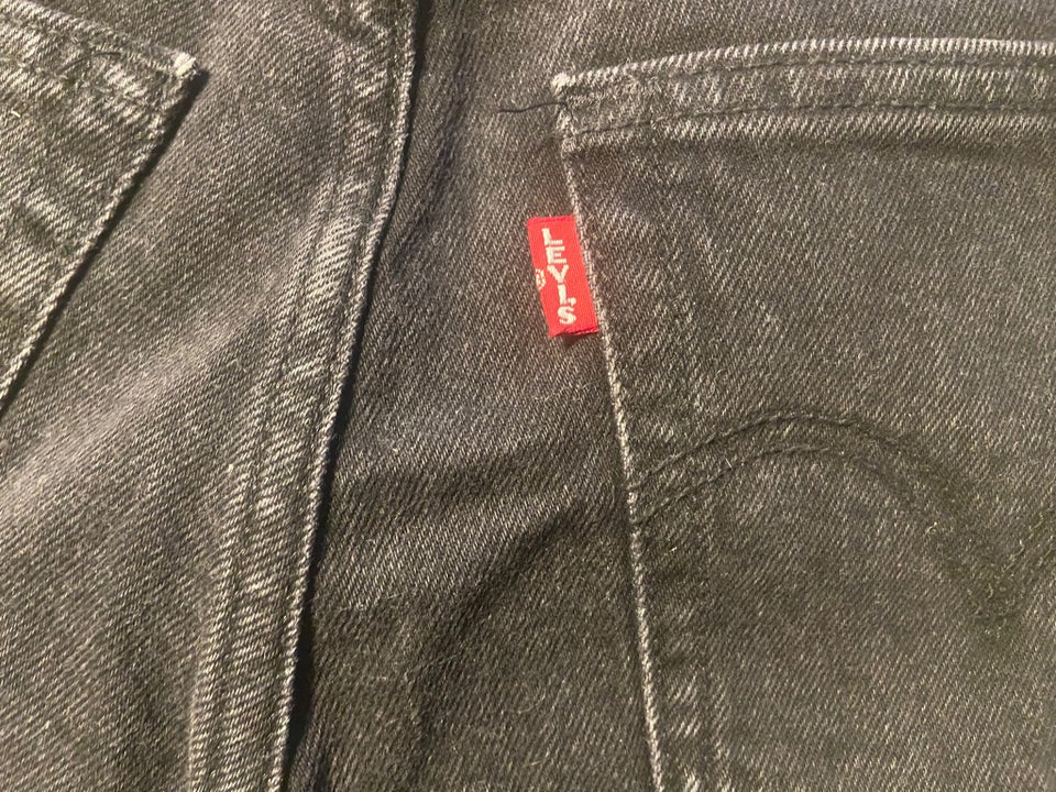 Shorts, Levis, str. 24