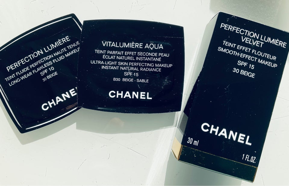 Makeup, Foundation, Chanel Perfection Lumiére Velvet