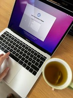 MacBook Pro, A1708, 2.7 GHz