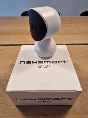 Overvågningskamera, NEXSMART SENZE, NEXSMART™ SENZE er et intelligent indendørs kamera - med motor.
